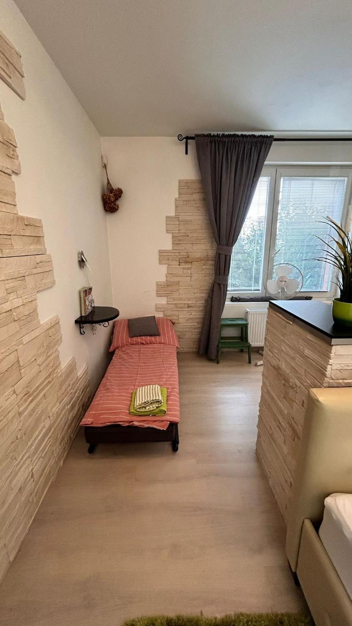 Apartmán Bastien Near Airport Prague